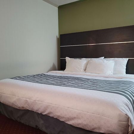 Surestay Plus Hotel By Best Western Кинкардин Экстерьер фото