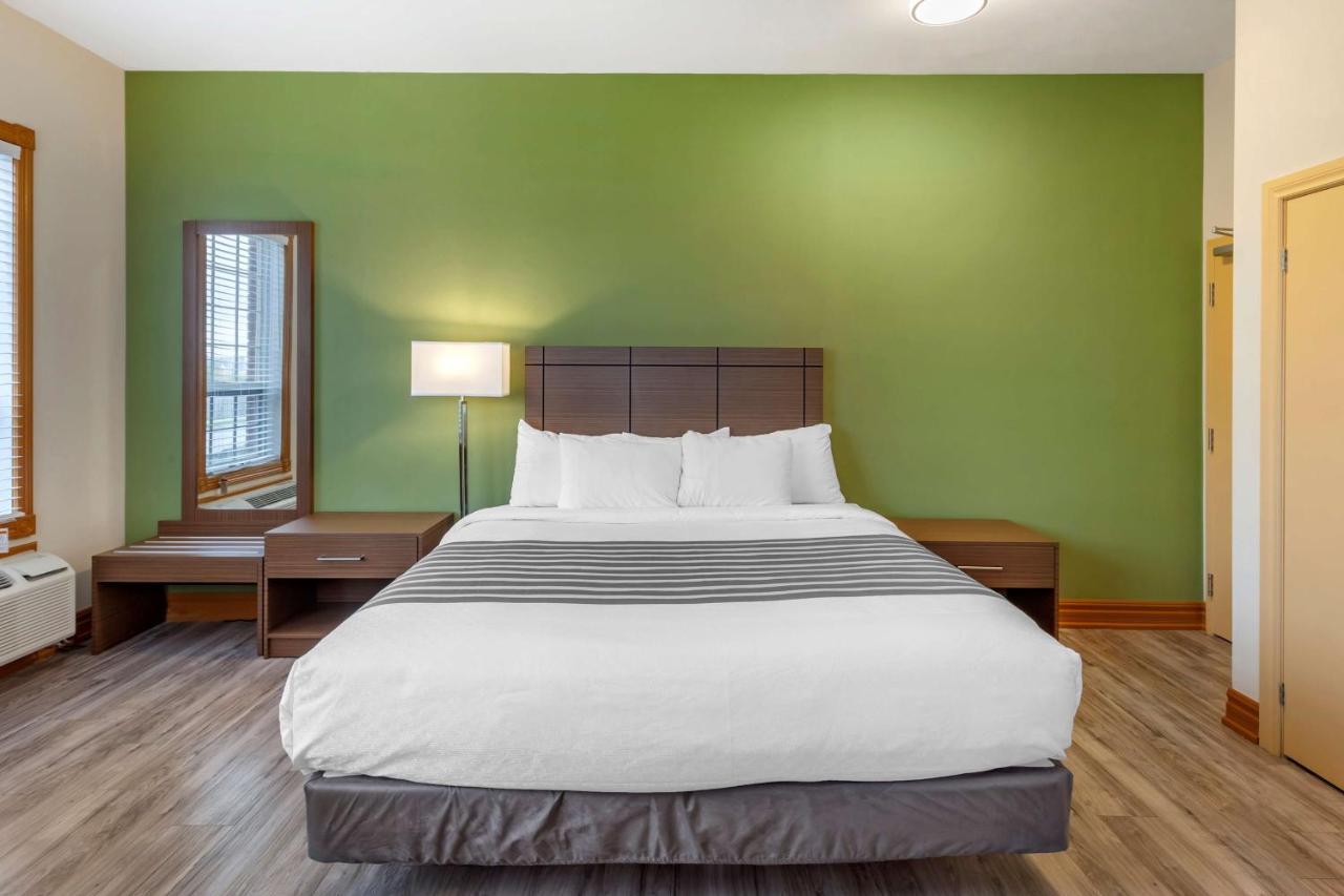Surestay Plus Hotel By Best Western Кинкардин Экстерьер фото